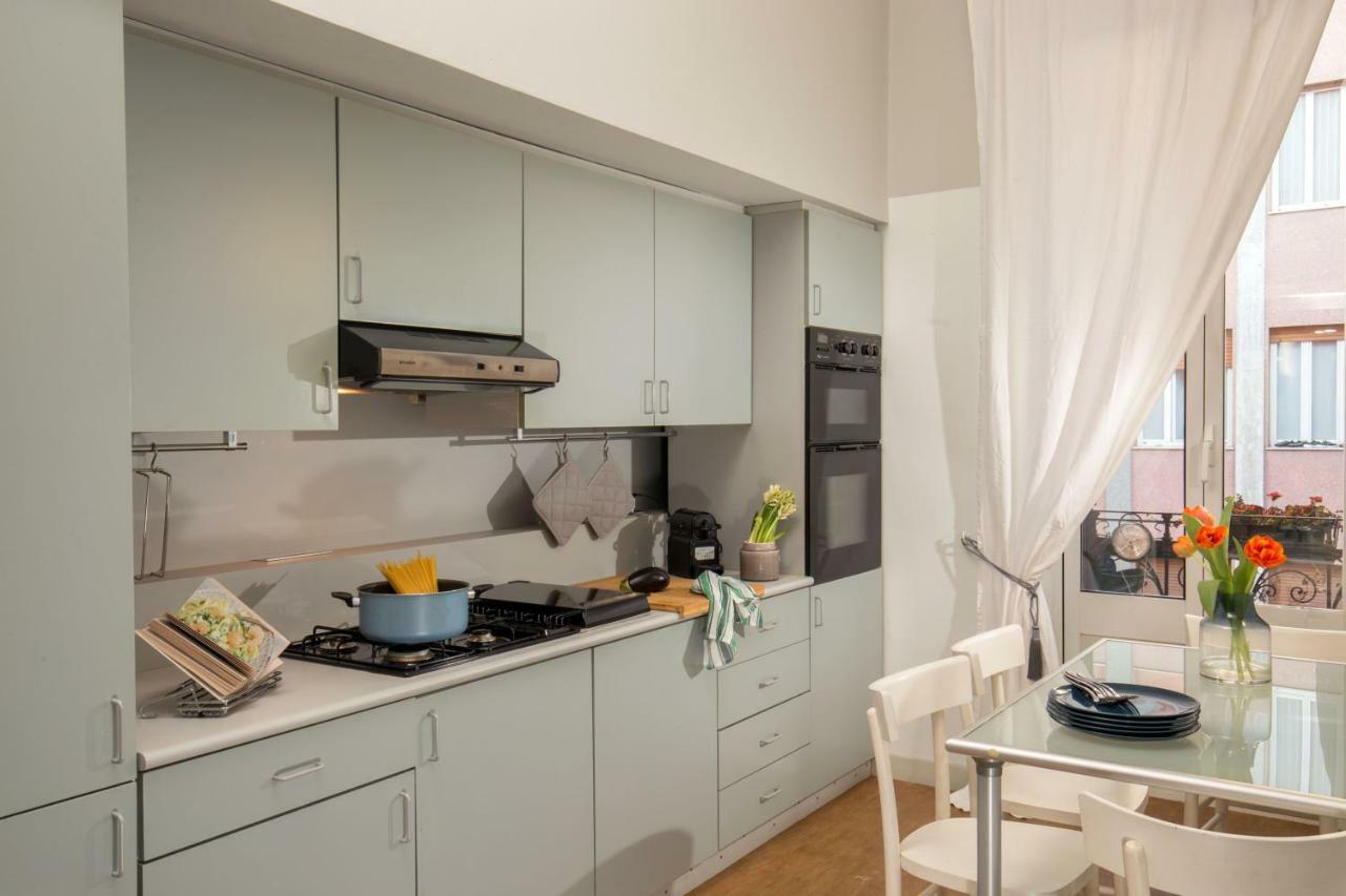 Daplace - Renzo Apartment 밀라노 외부 사진